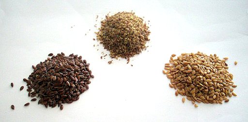 flaxseeds differ in color and flavor